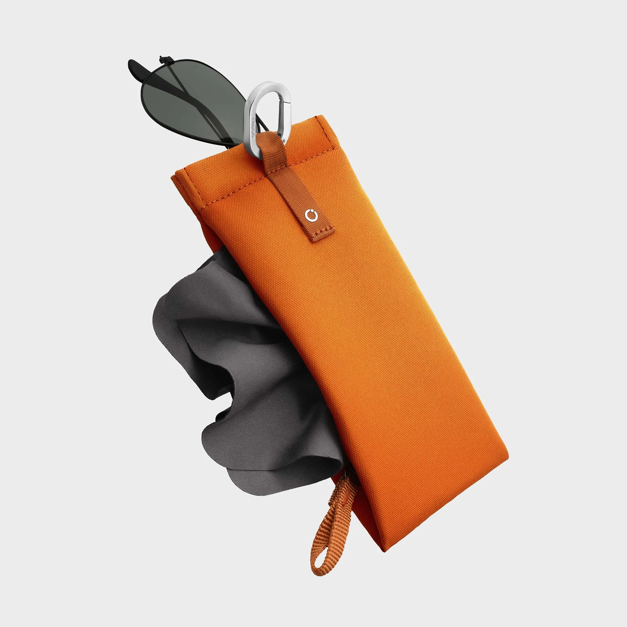 Clip-on Glasses Pouch - Image 13