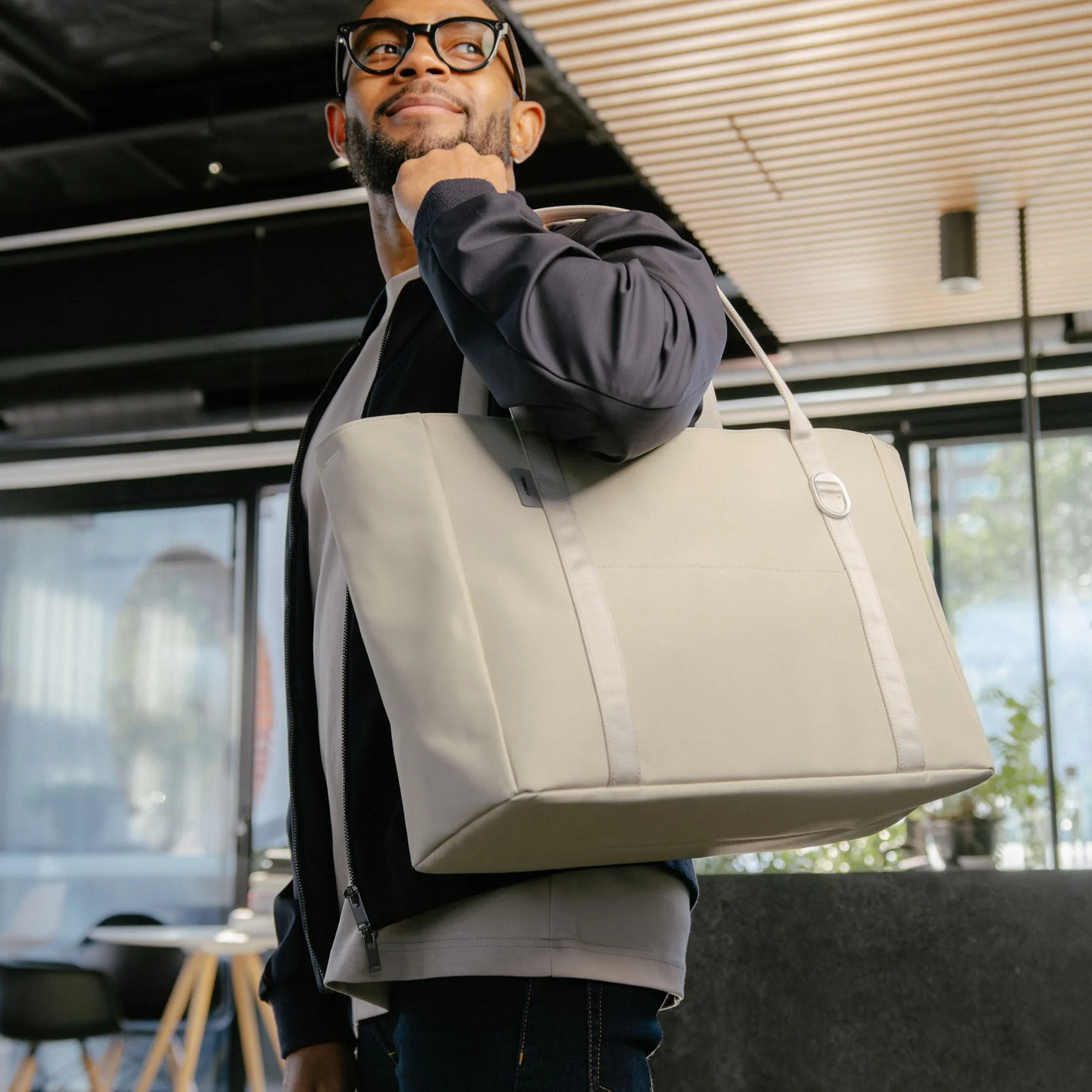 Daily Tote - Image 40
