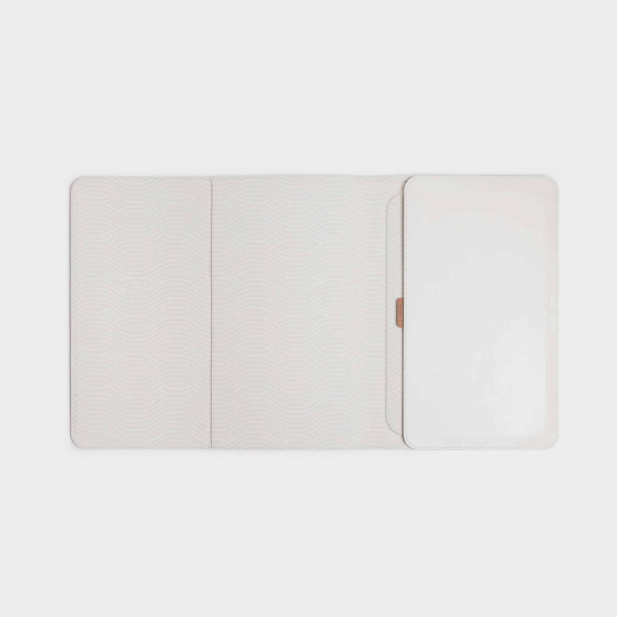 KonMari | Orbitkey Hybrid Laptop Sleeve 14" - Image 3