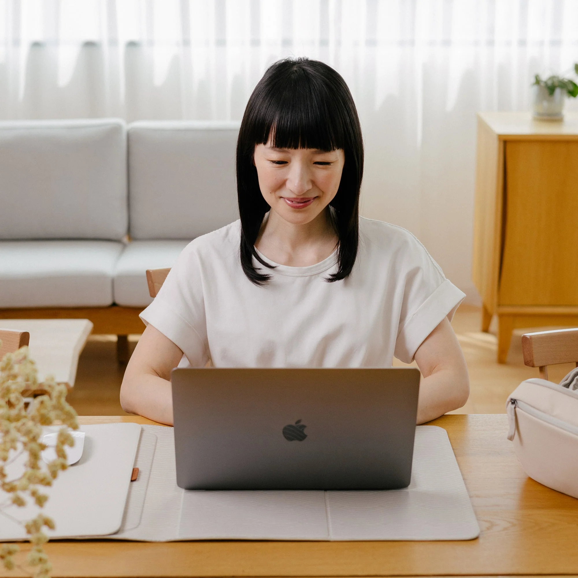 KonMari | Orbitkey Hybrid Laptop Sleeve 16" - Image 4