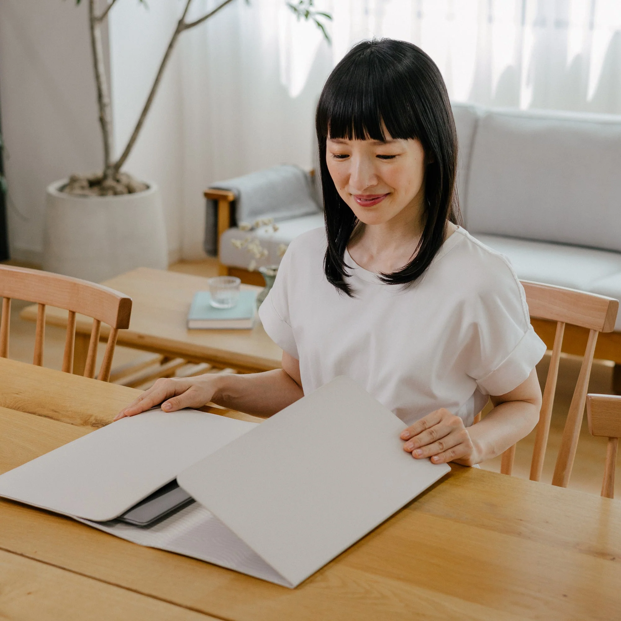 KonMari | Orbitkey Hybrid Laptop Sleeve 16" - Image 5