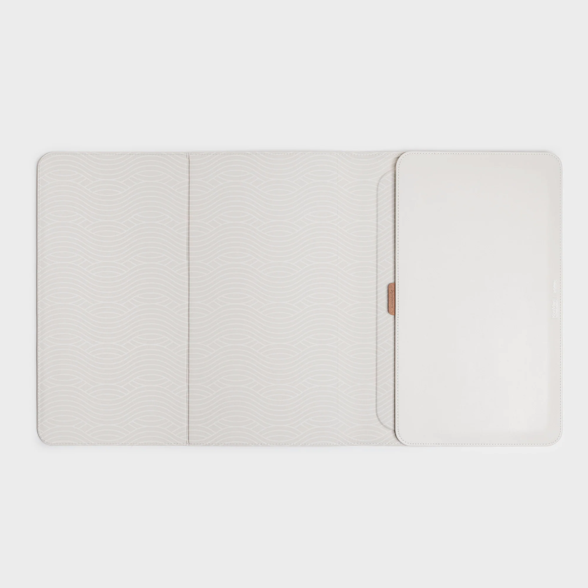 KonMari | Orbitkey Hybrid Laptop Sleeve 16" - Image 3