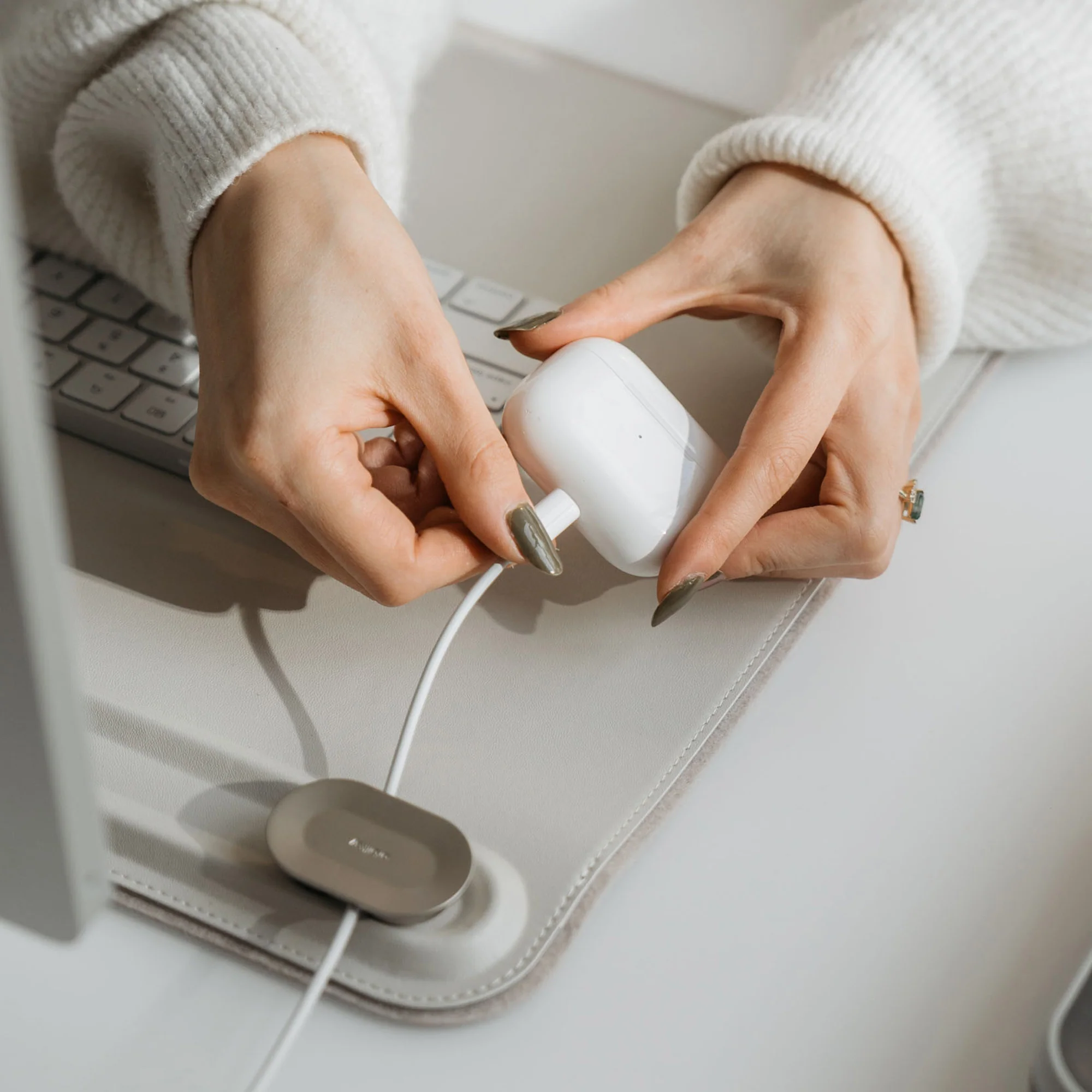 Magnetic Cable Holder - Image 6